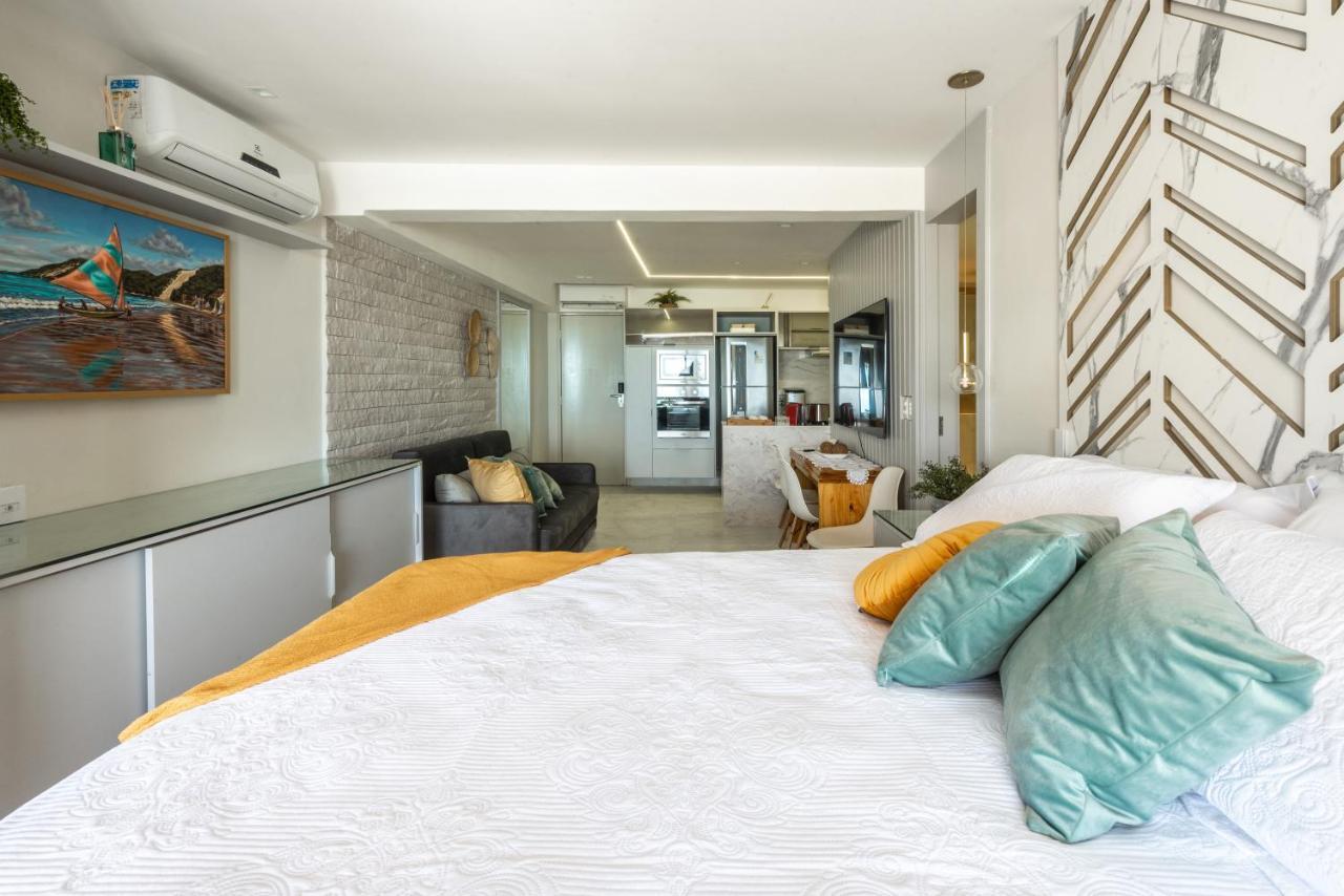 Delux Flats